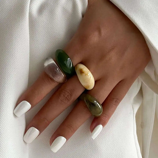 Willa Resin Ring