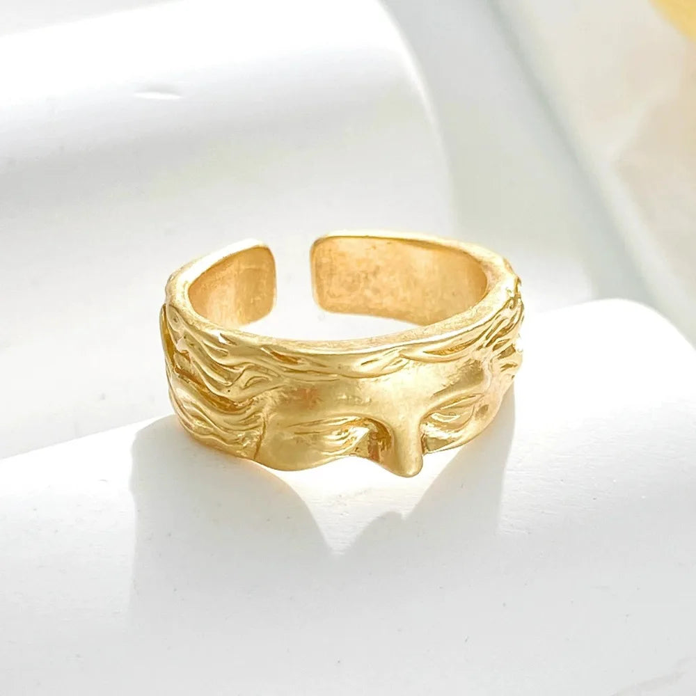 Venus Unisex Ring