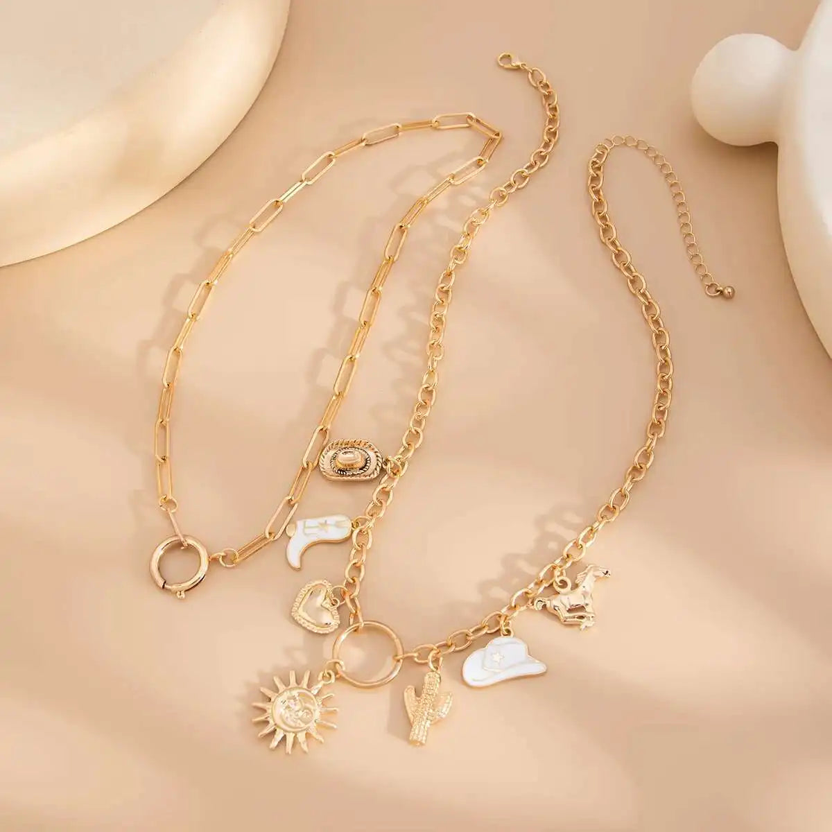 Eva Pendant Choker 2Pcs/Set