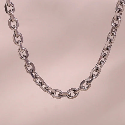 Max Chain Necklace