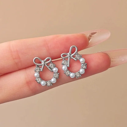 Jae Wreath Stud Earrings