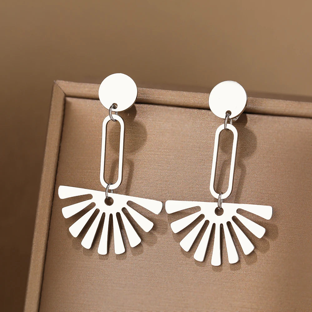 Paula Drop Earrings