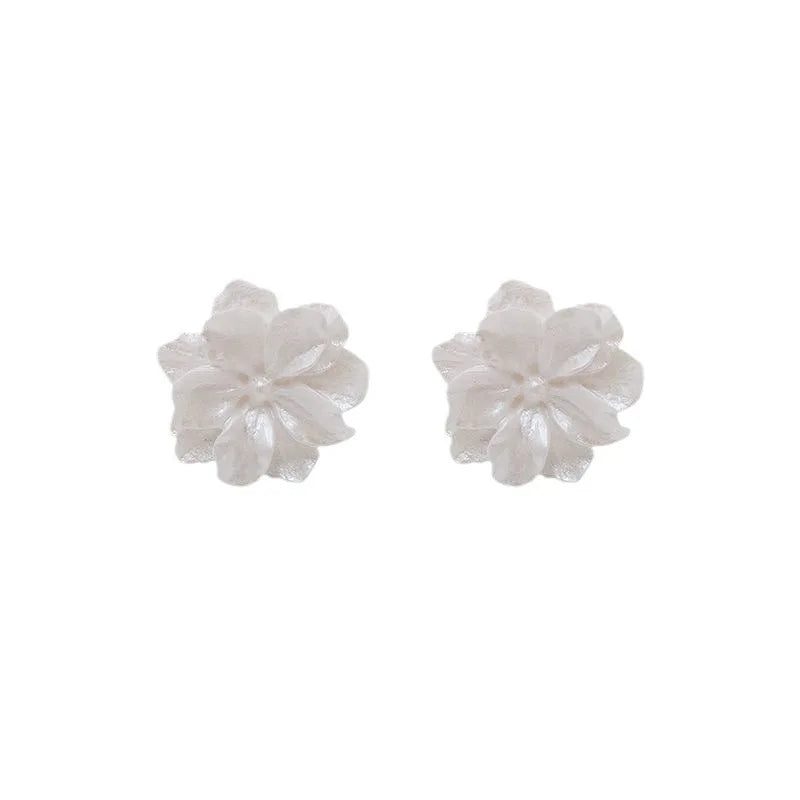 Stevi Flower Earrings