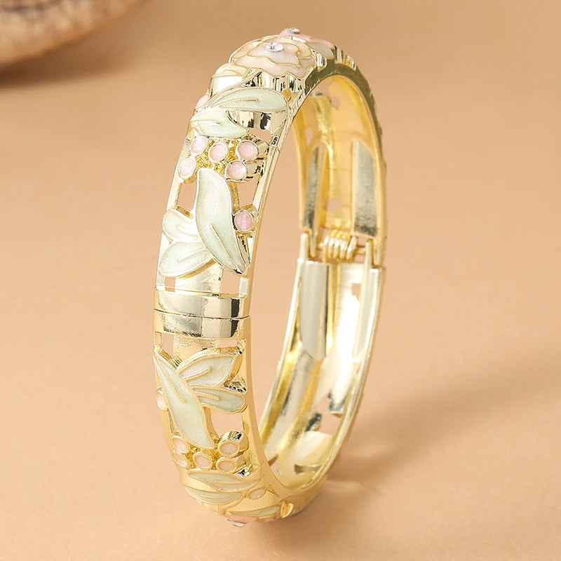 Maisha Floral Bangle