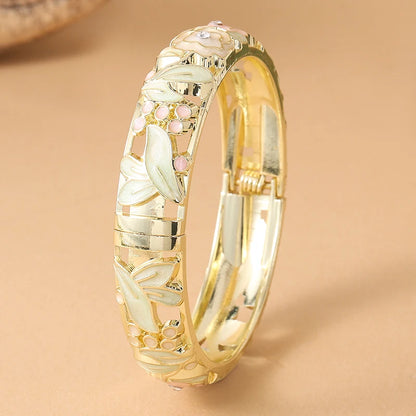 Maisha Floral Bangle