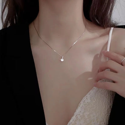 Etta Necklace