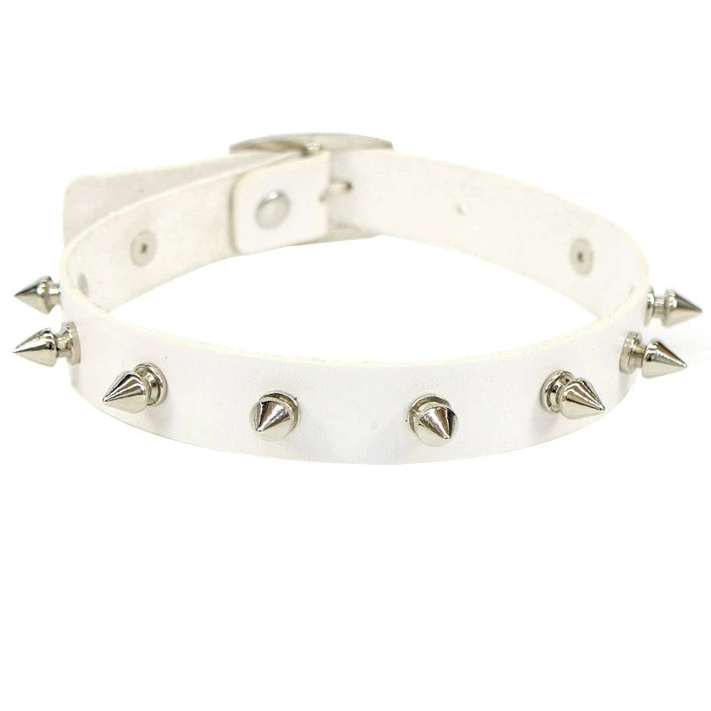 Nina Spiked Choker