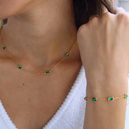 Jeslyn Necklace