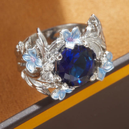 Iris Luxurious Ring
