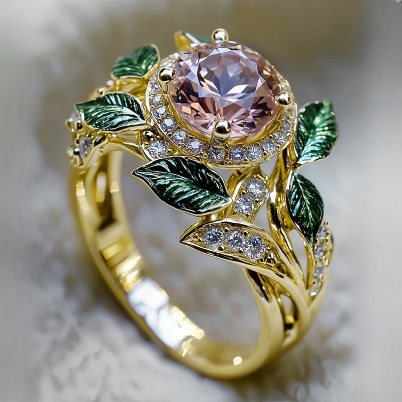 Iris Luxurious Ring