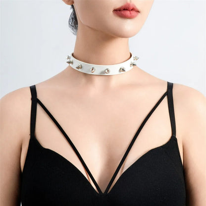 Nina Spiked Choker