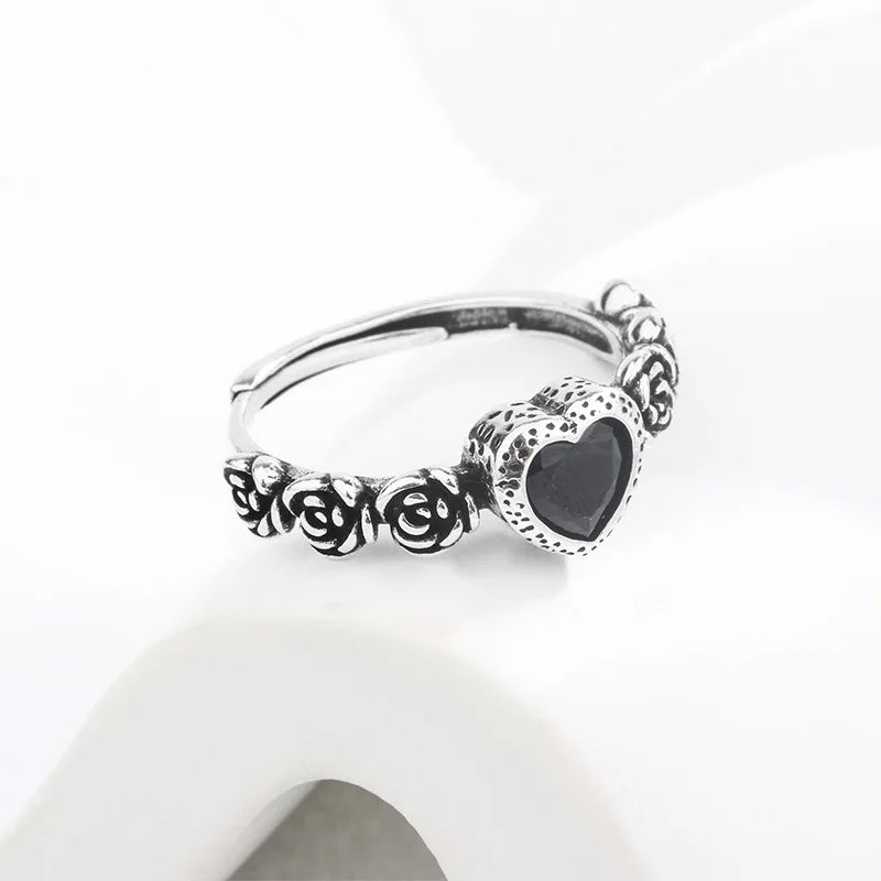Raquel Heart Ring