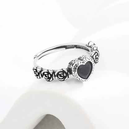 Raquel Heart Ring
