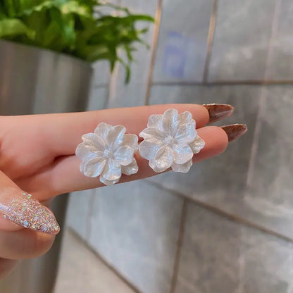 Stevi Flower Earrings