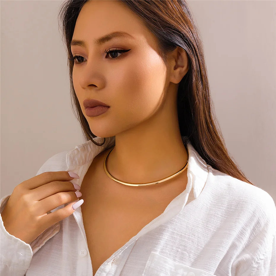 Bella Choker Necklace