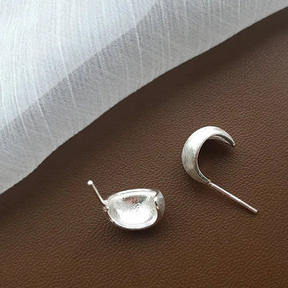 Camelia Stud Earring