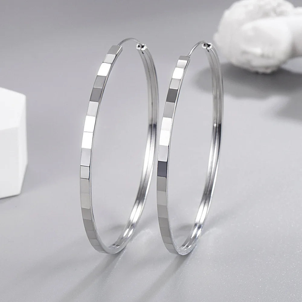 Saylor Hoop Earrings