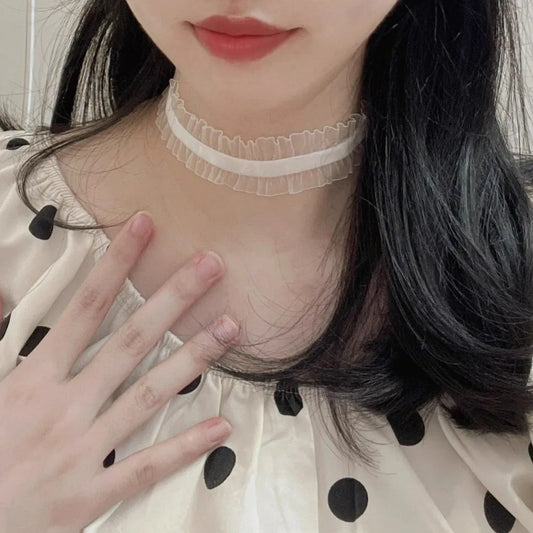 Clover Lace Choker