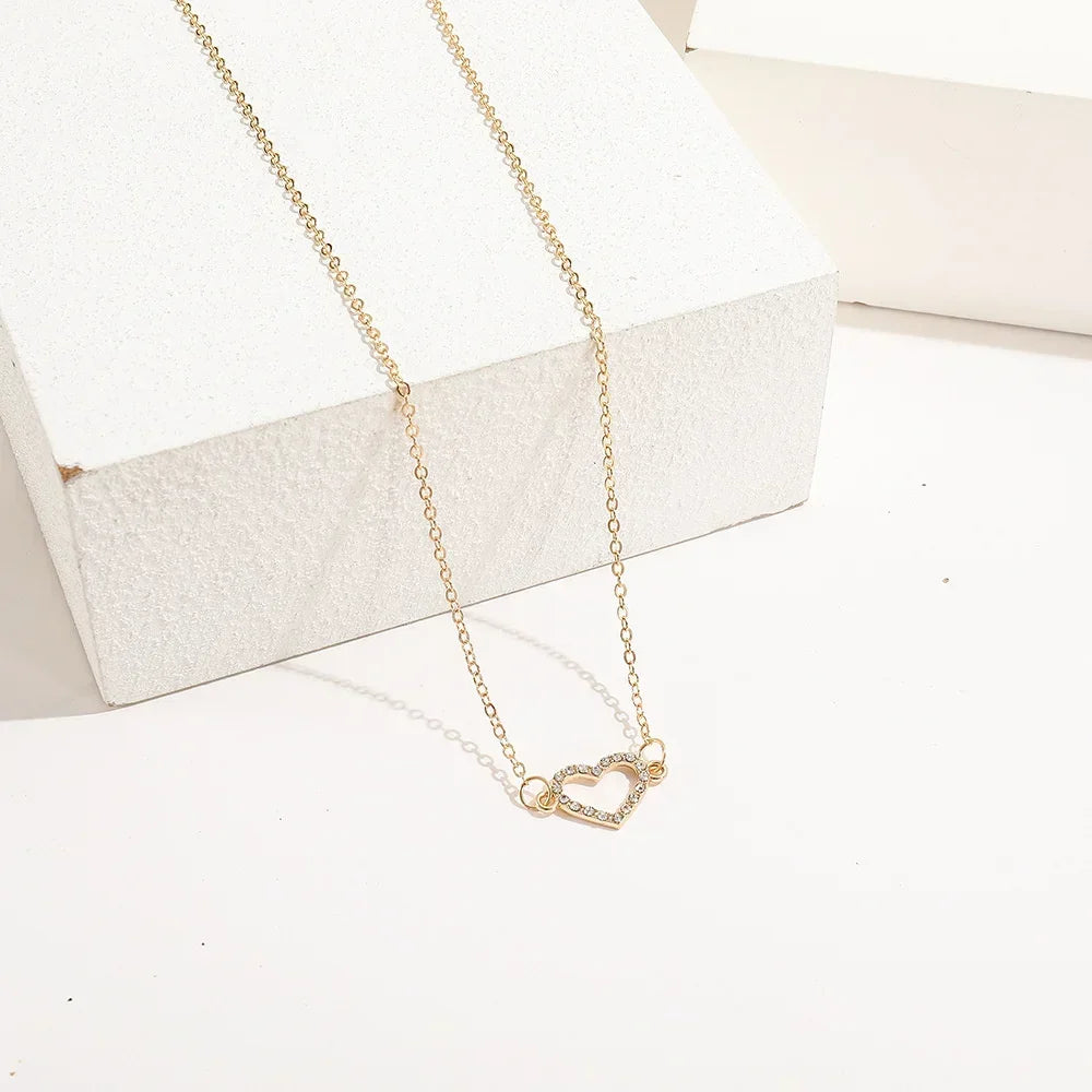 Kari Heart Pendant Necklace